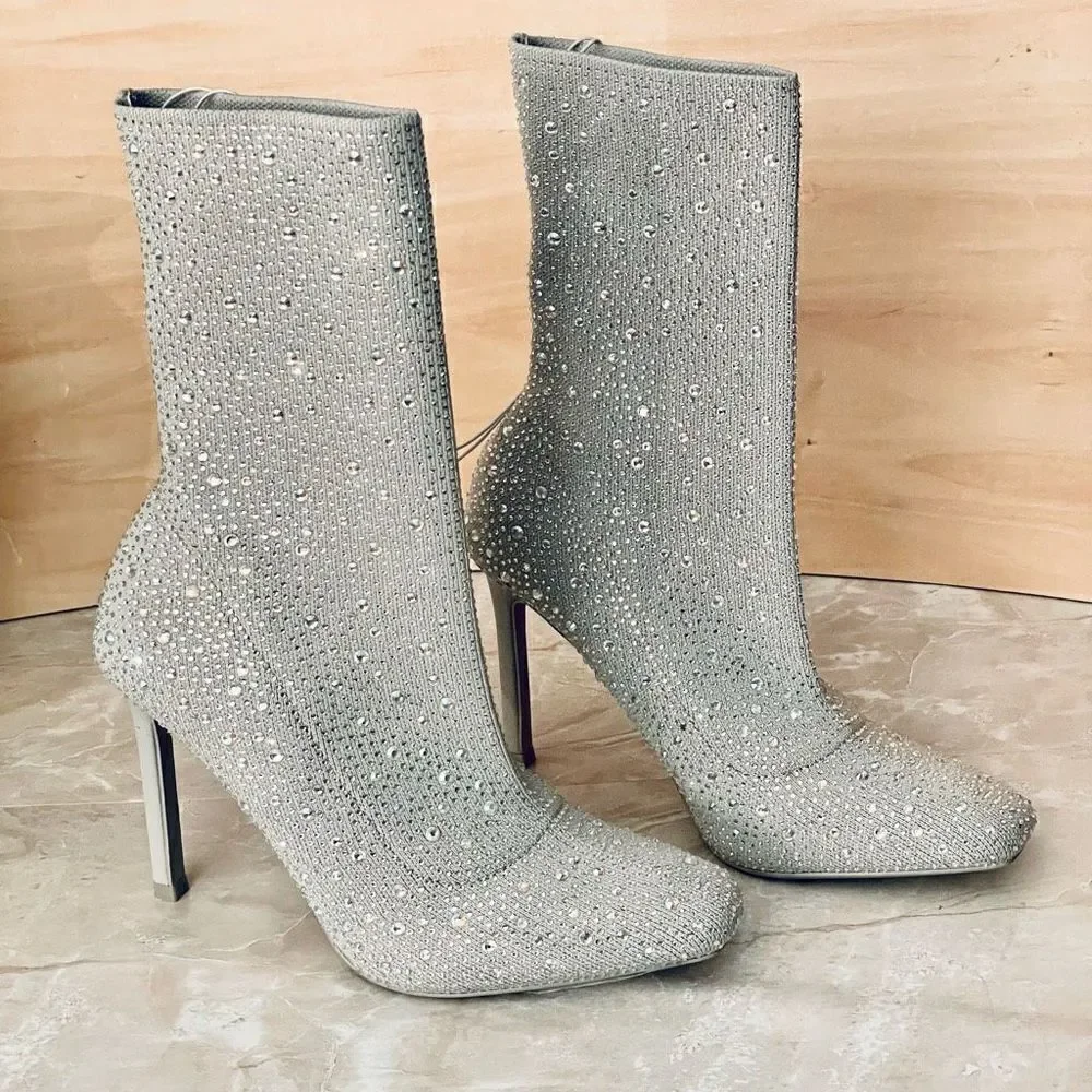 NWT Metropolitan View 10 Karra Rhinestone Sparkly Silver Ankle Stretch Booties